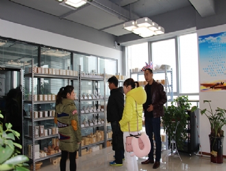 �ձ��͑��(l��i)�ҹ�˾����